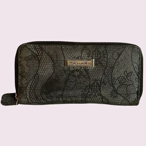 Tahari Identity Protect Wallet